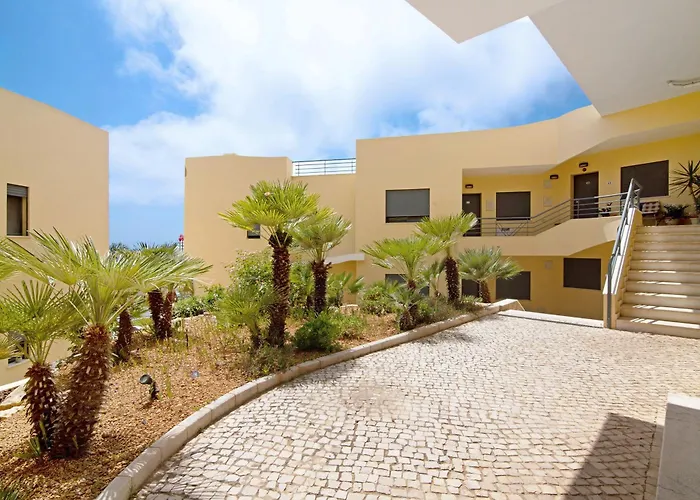 Flat With Pool Marina And Sea View