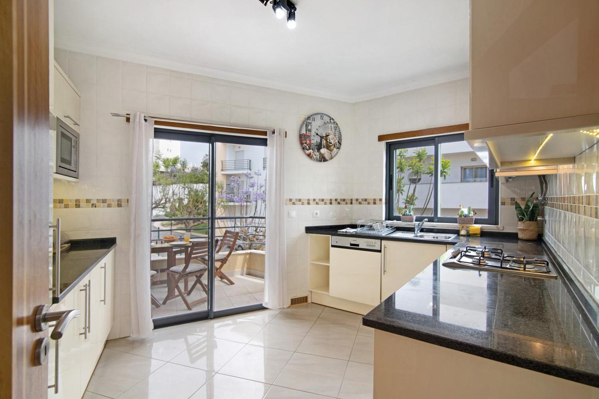 Flat With Pool Marina And Sea View Apartament *